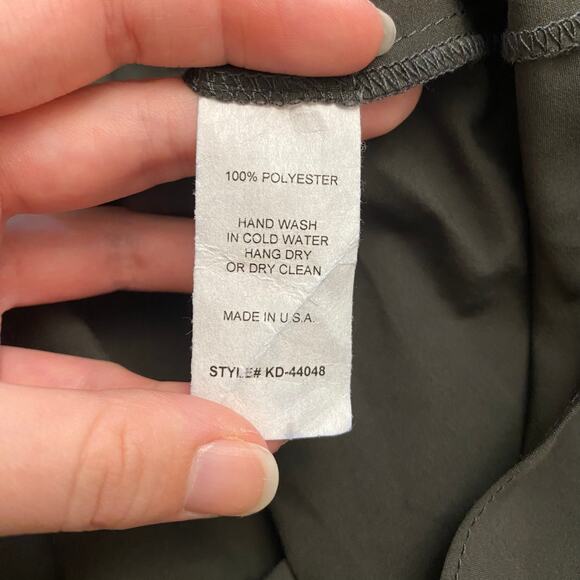 KLD Cowl Neck Adjustable Top Womens Size Medium Gray Casual Basic - Picture 7 of 7